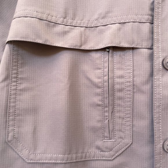 Duluth Trading Short Sleeve Button Down Shirt - Picture 5 of 7